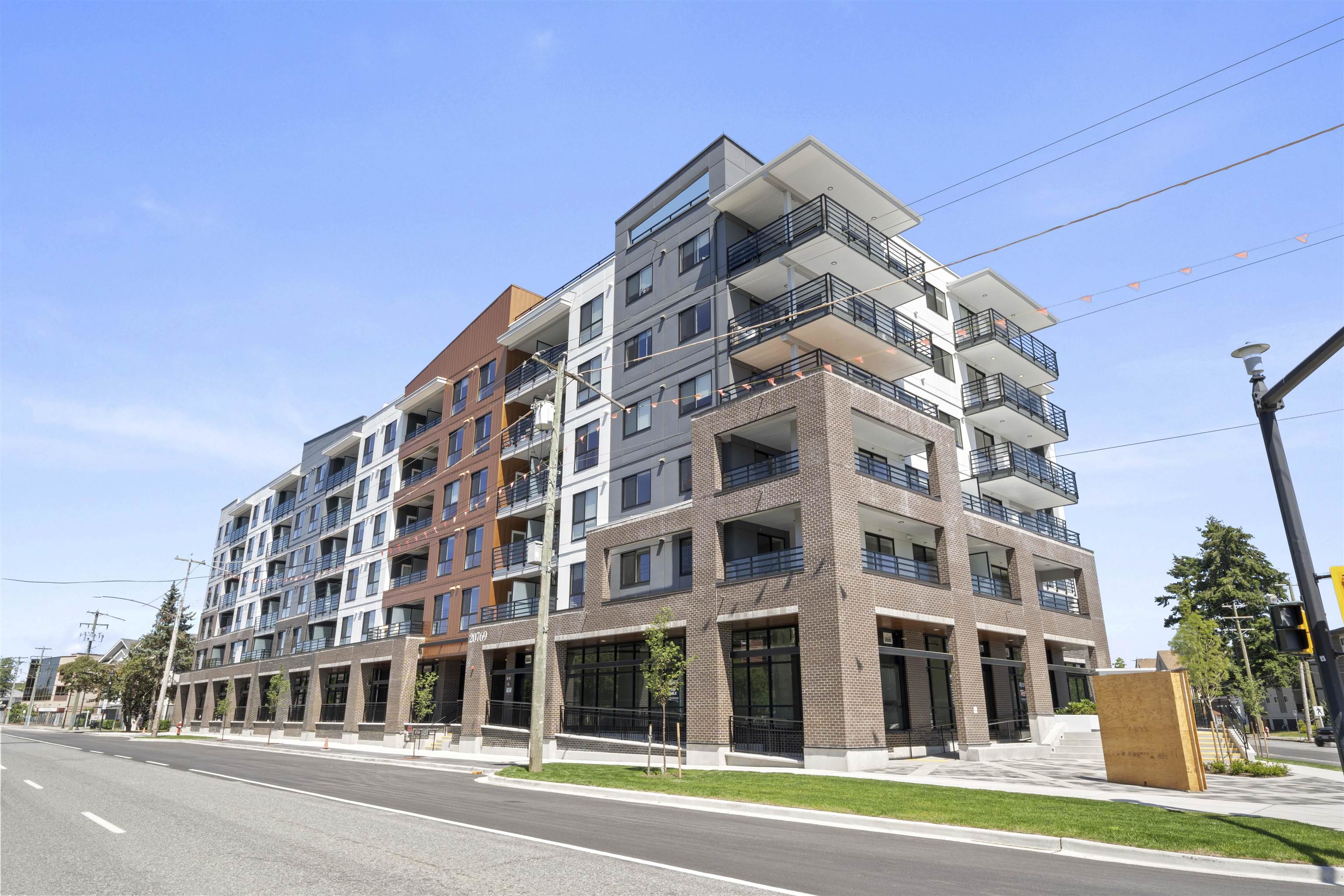 532 20769 FRASER HIGHWAY, R3179396, BC,
