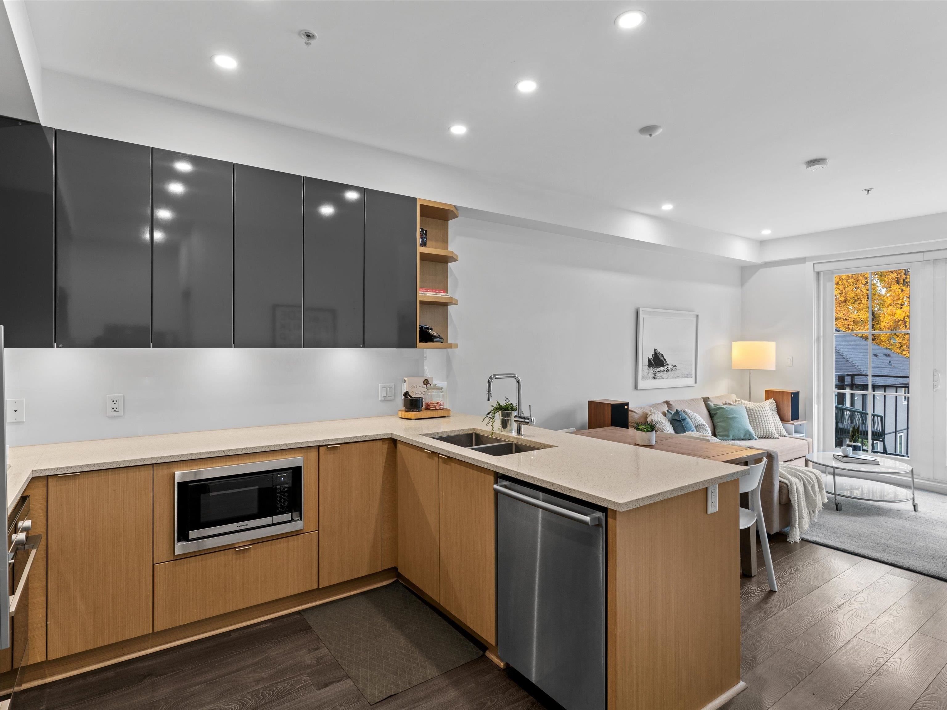 302 2528 COLLINGWOOD STREET, R3179419, BC,