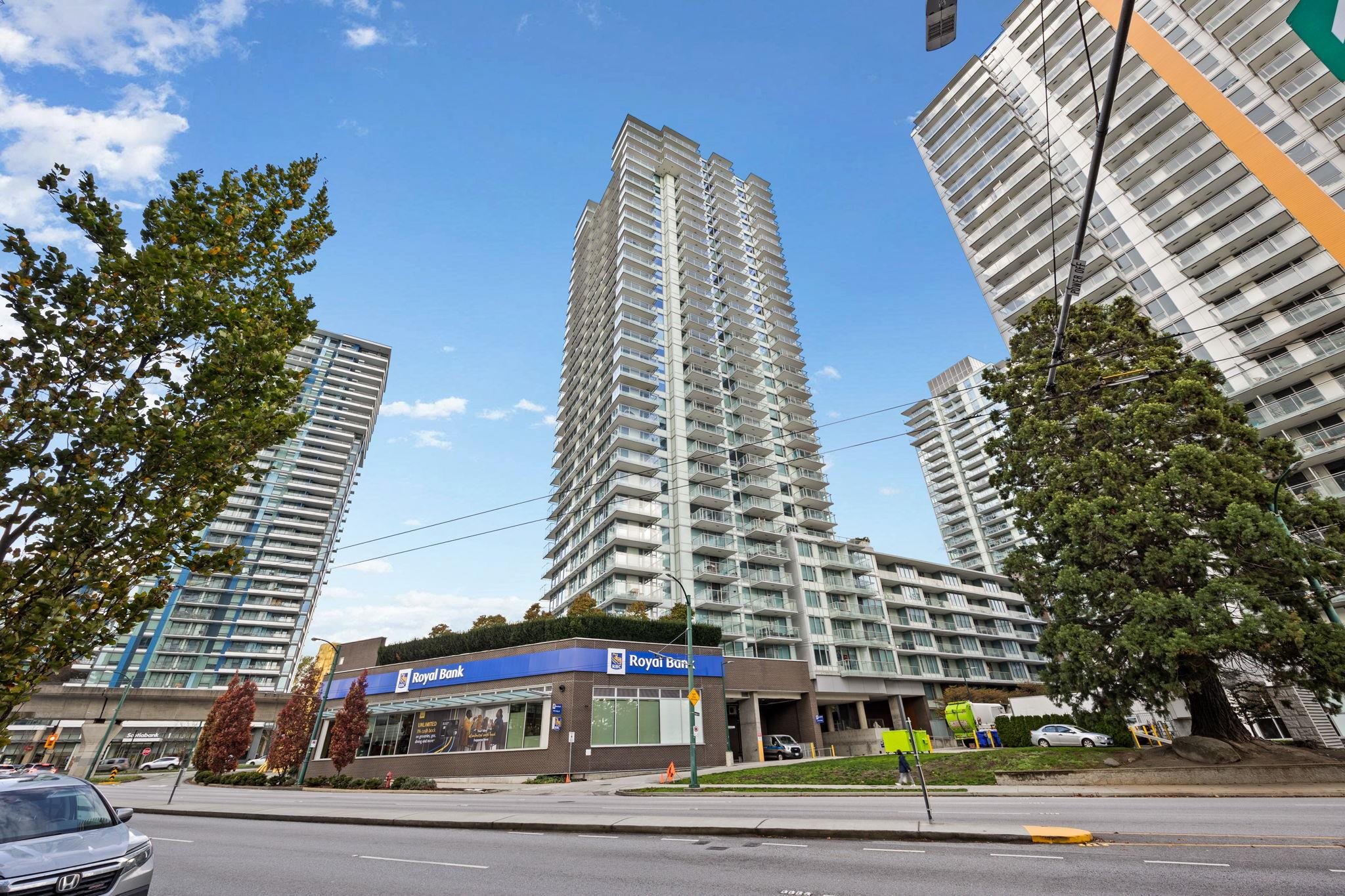 2806 8131 NUNAVUT LANE, R3179470, BC,