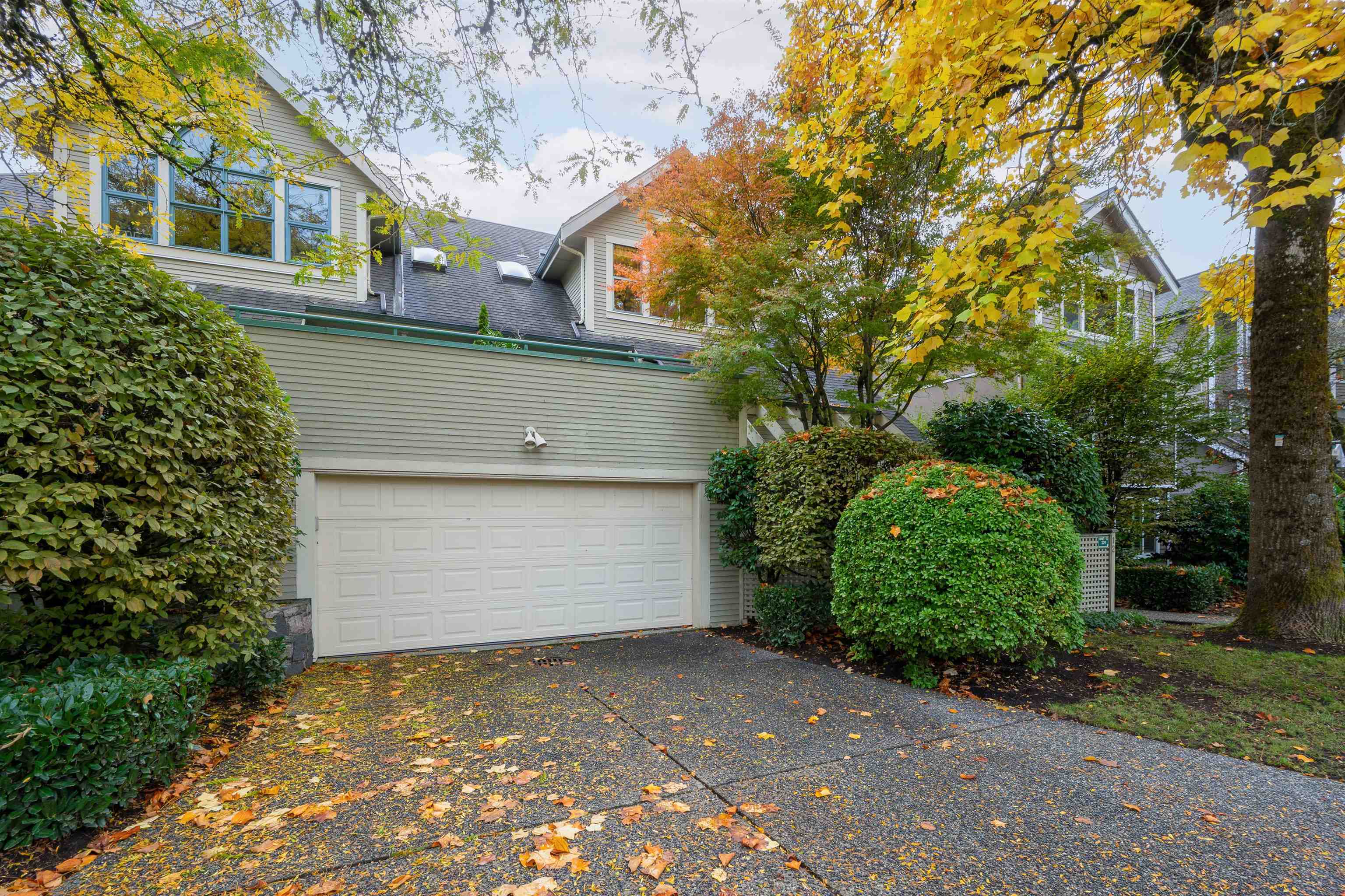 12 229 8TH STREET, R3179525, BC,