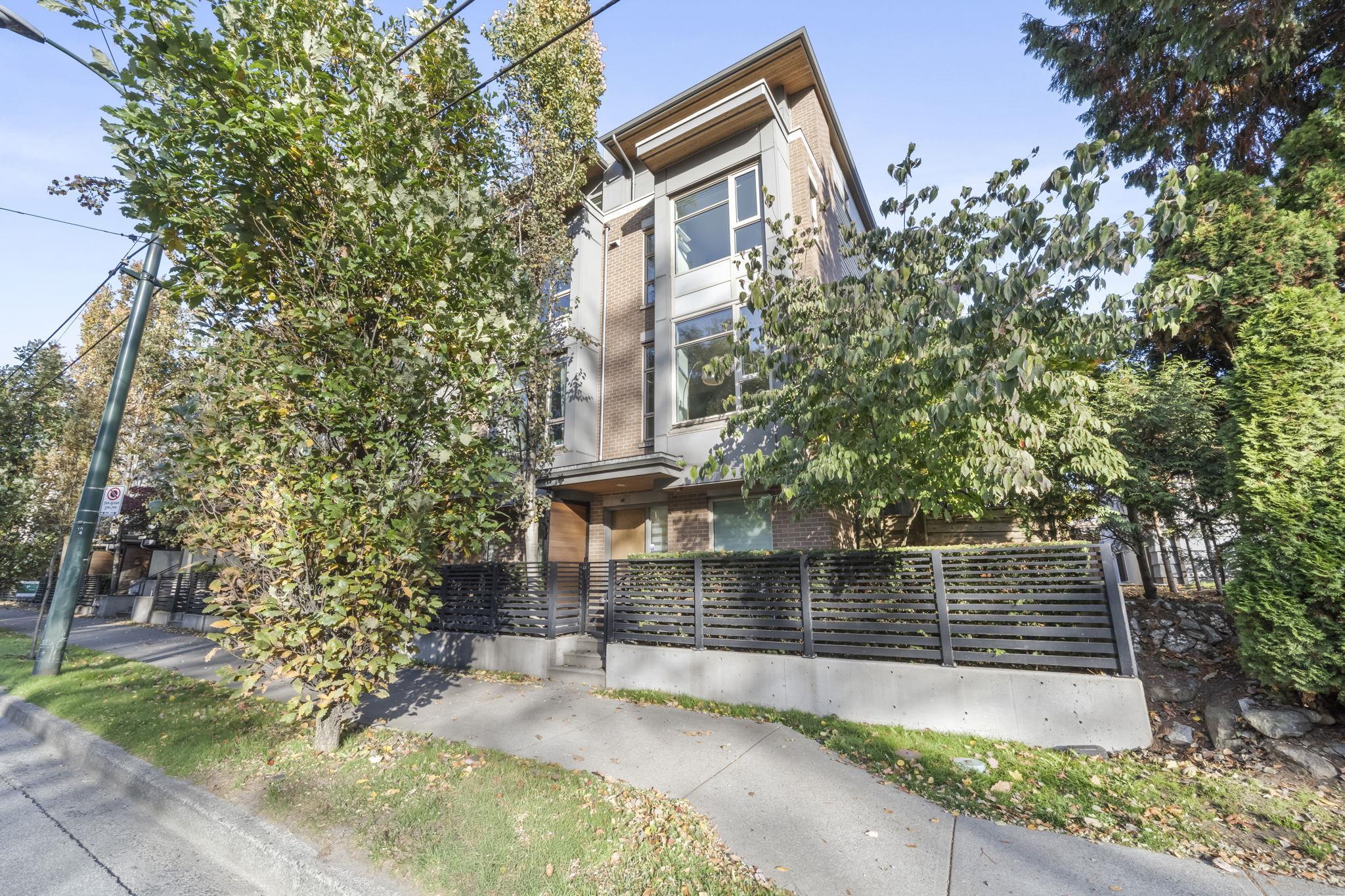 5552 OAK STREET, Vancouver BC V6M 2V6, R3179642, BC,