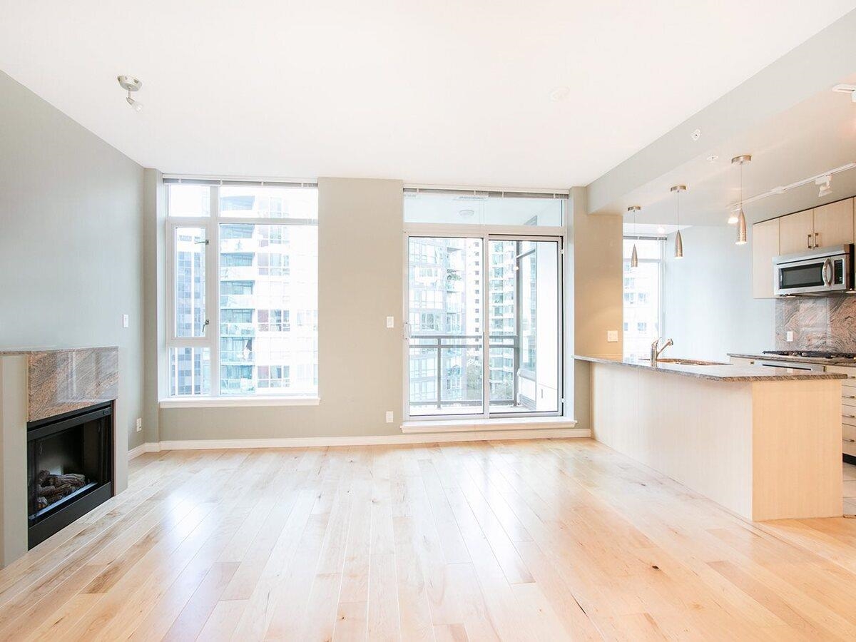 1601 1211 MELVILLE STREET, R3179768, BC,