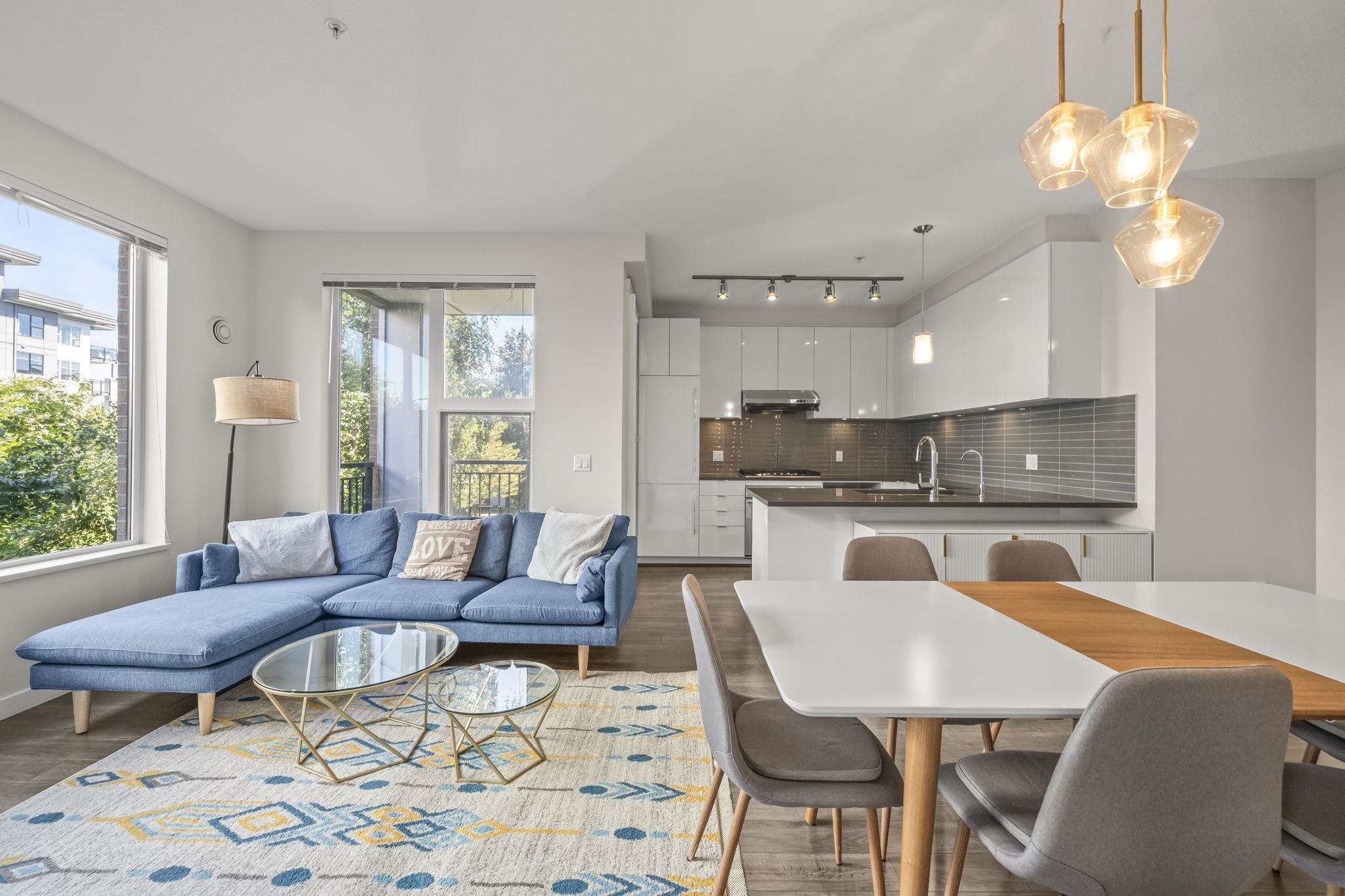 215 9311 ALEXANDRA ROAD, R3179857, BC,
