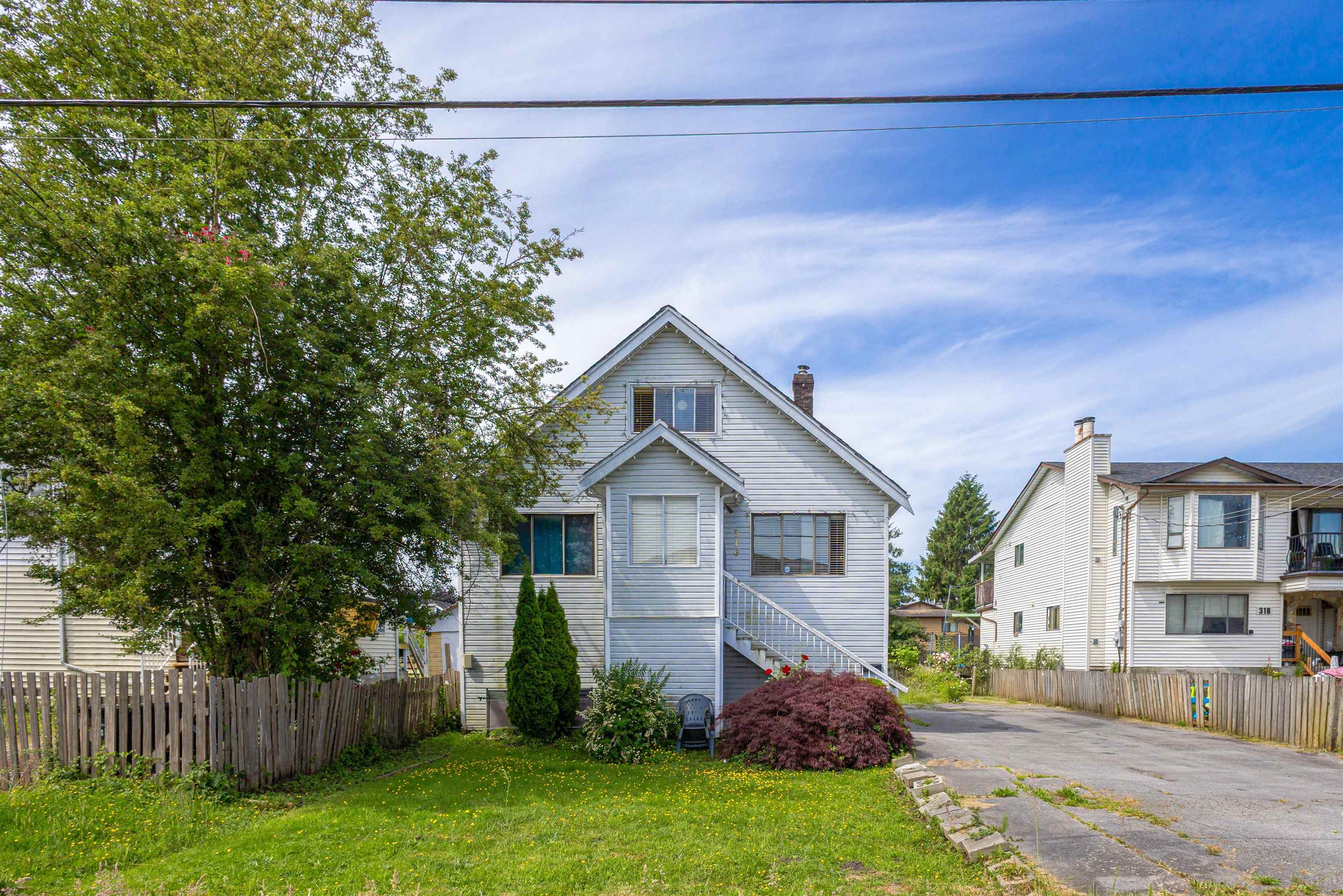 316 PEMBINA STREET, New Westminster BC V3M 5J6, R3179963, BC,