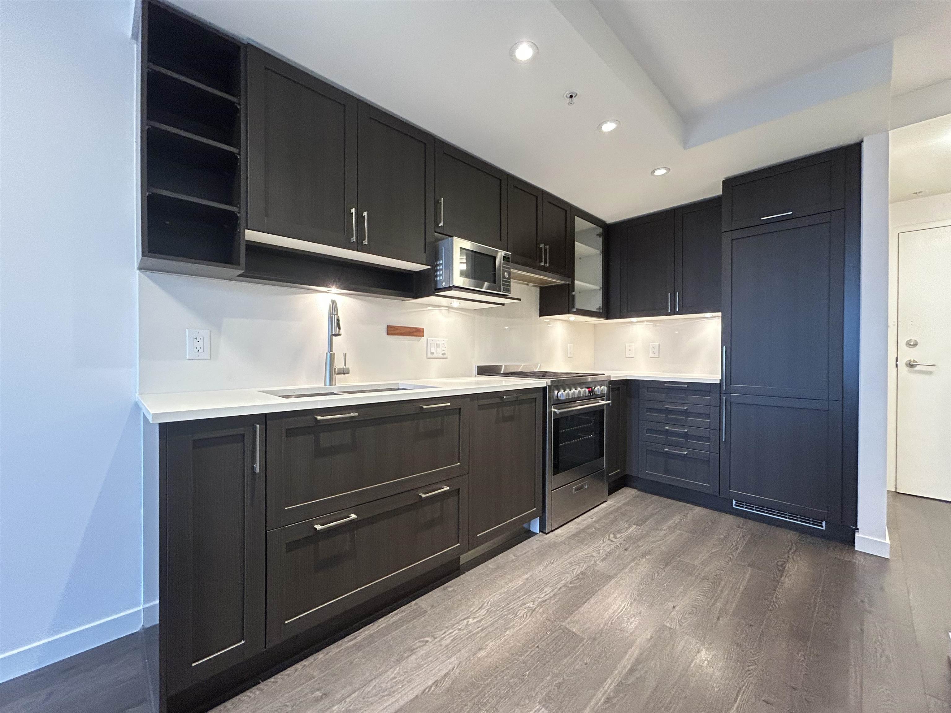 2308 5665 BOUNDARY ROAD, R3180043, BC,