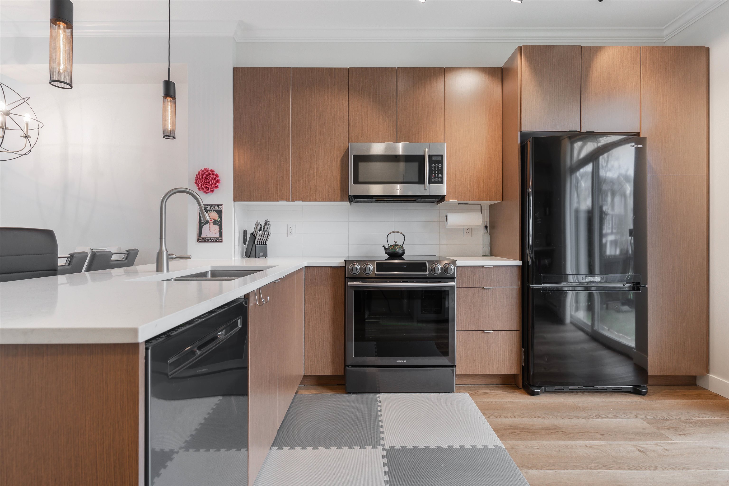 118 19505 68A AVENUE, R3180061, BC,