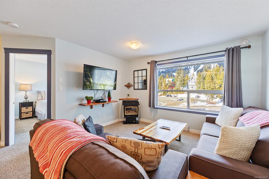 1105 Henry Rd, 954251, BC,