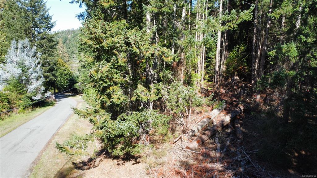 Fourth View of 2601 Yardarm Rd, Pender Island, BC, V0N 2M0