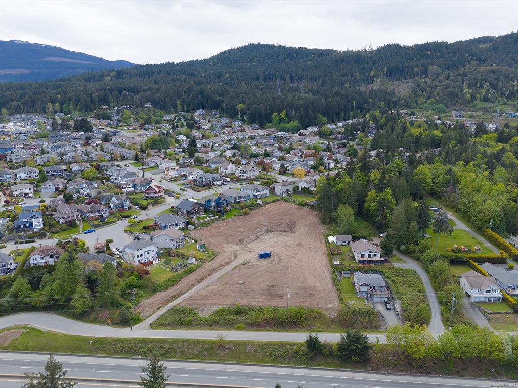 Third View of 350 Morgan Rd, Ladysmith, BC, V9G 1W6