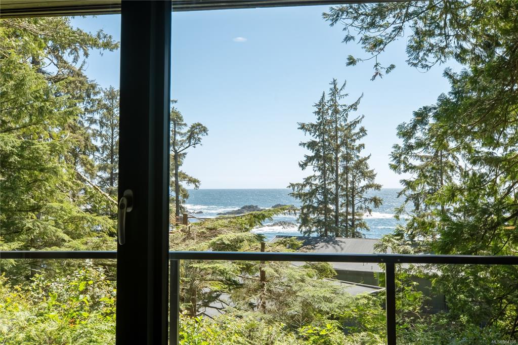 596 Marine Dr, 964336, BC,