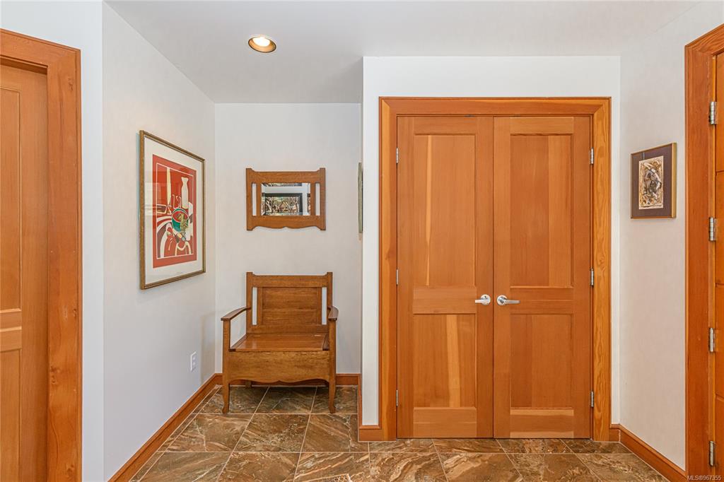 Fifth View of 133 Corbett Rd, Cottonwood Close, Salt Spring, BC, V8K 2W6