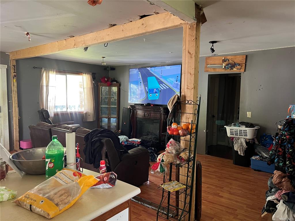 Third View of 619 Keno Cres, Zeballos, BC, V0P 2A0