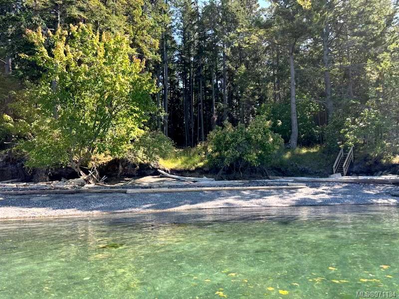 723 Tumbo Channel Rd, 971134, BC,