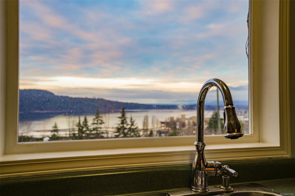 Second View of 2209 Mallory Dr, Port Alberni, BC, V9Y 1A2