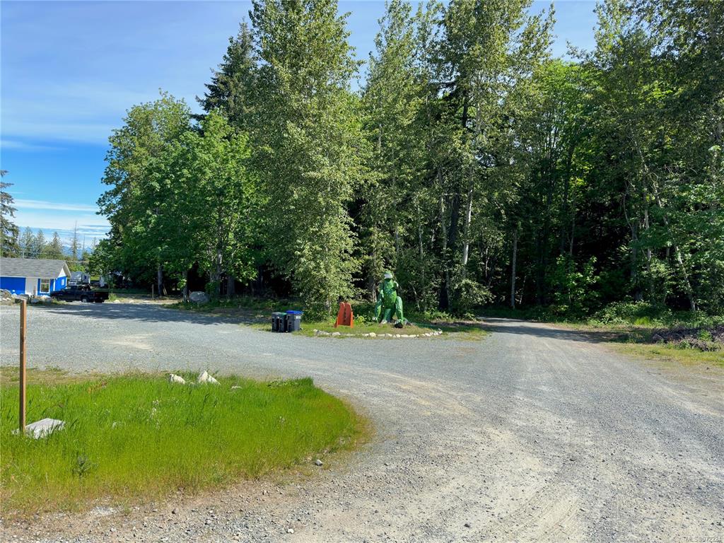 Fifth View of 7886 Clark Dr, Lantzville, BC, V0R 2H0