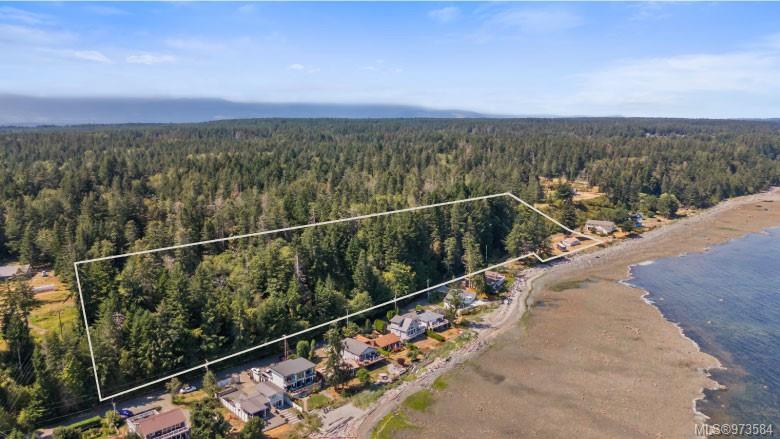Third View of 1494 Wilkinson Rd, Comox, BC, V9M 4B3