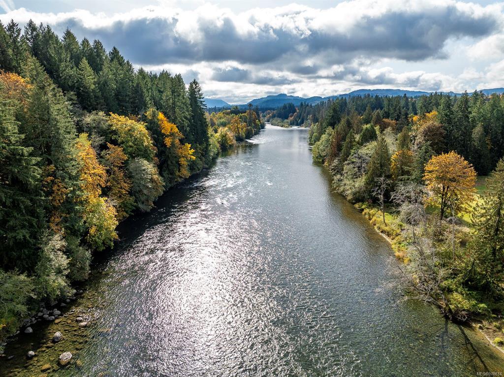 Fifth View of 6979 Hills Rd, Port Alberni, BC, V9Y 8L4