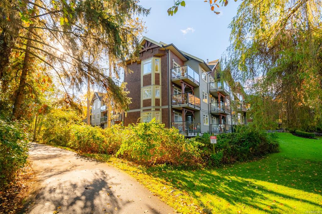 Third View of 1800 Riverside Lane, Old House Hotel & Spa, Courtenay, BC, V9N 8C7