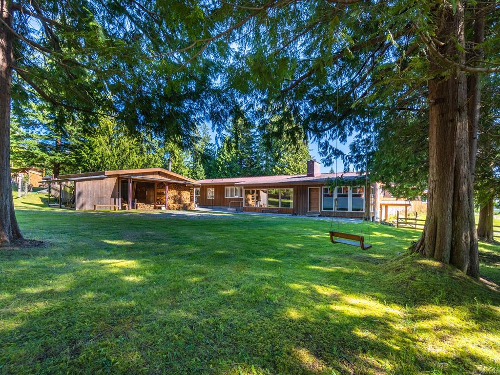 Third View of 410 17th Ave, Sointula, BC, V0N 3E0