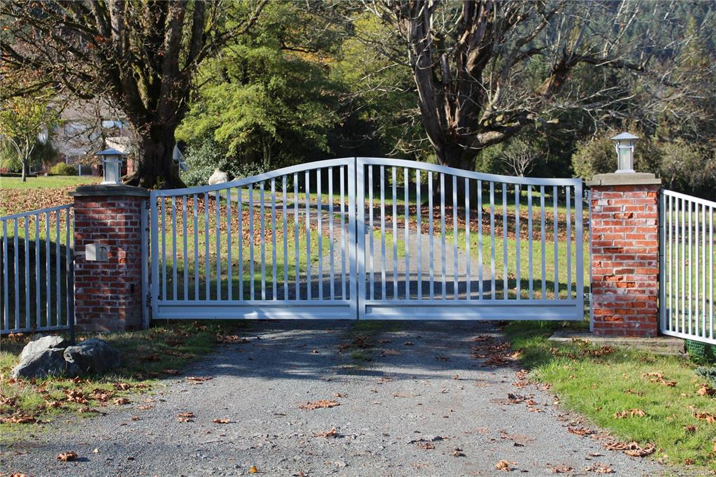 Third View of 7028 Westholme Rd, Westholme, BC, V9L 6B4