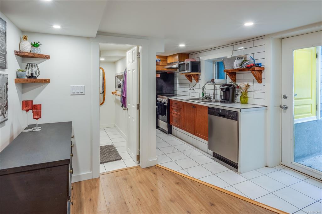 Fourth View of 1148 Oscar St, Victoria, BC, V8V 2X4