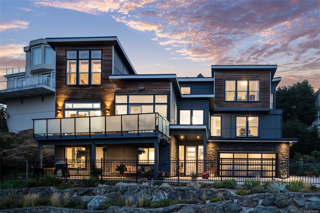 687 Leeview Lane, 981181, BC,