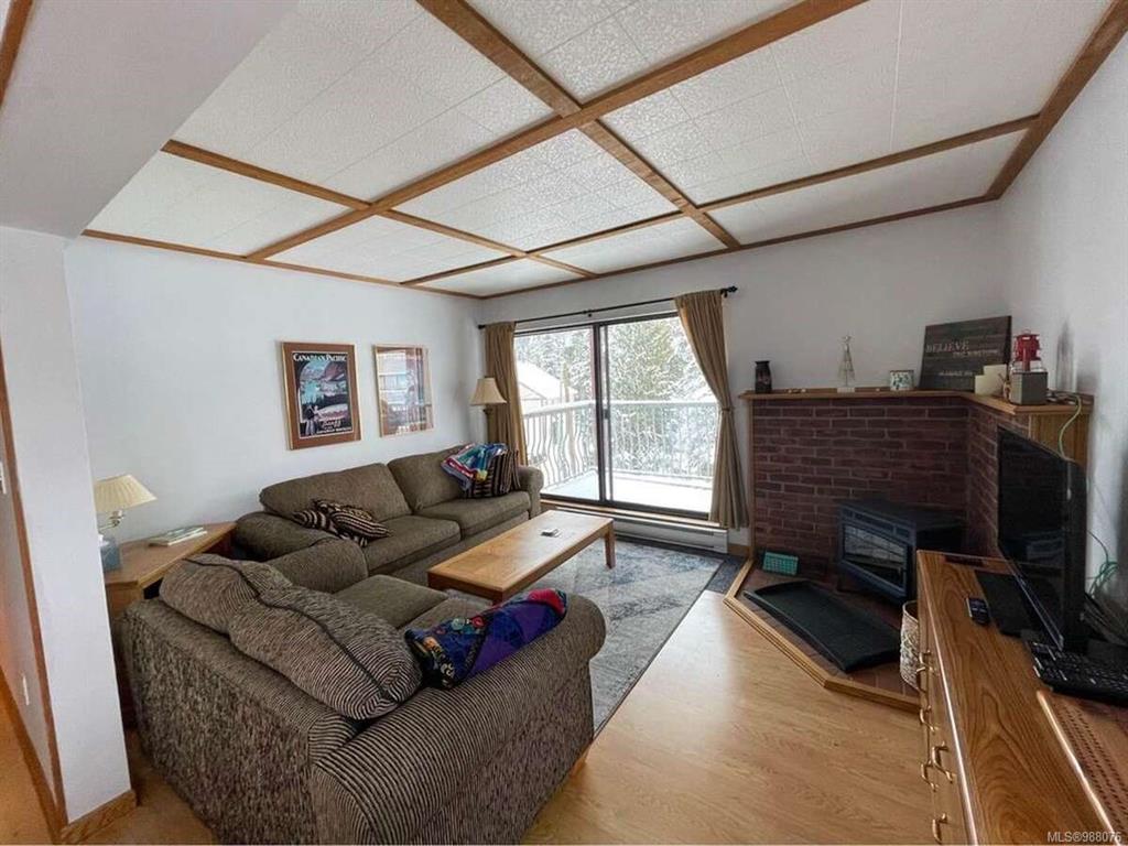 695 Castle Crag Cres, 988076, BC,