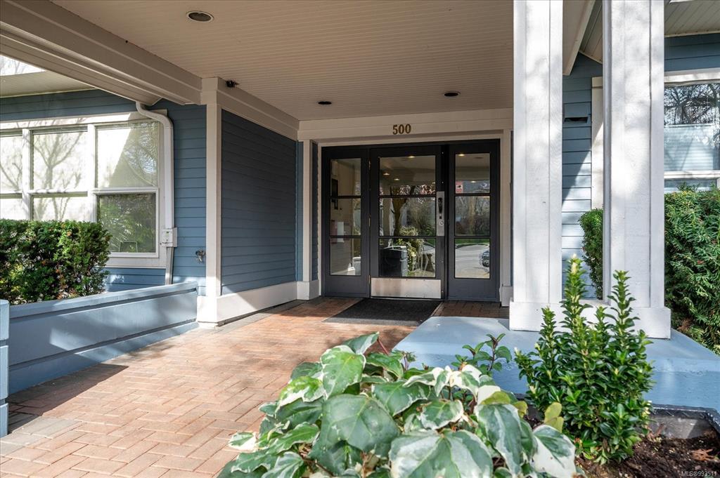 Second View of 500 Stewart Ave, Nanaimo, BC, V9S 5T5