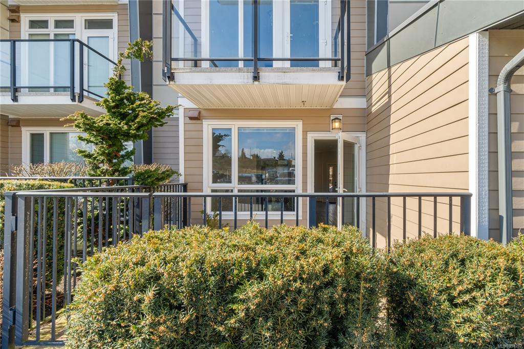 308 Hillcrest Ave, 994282, BC,