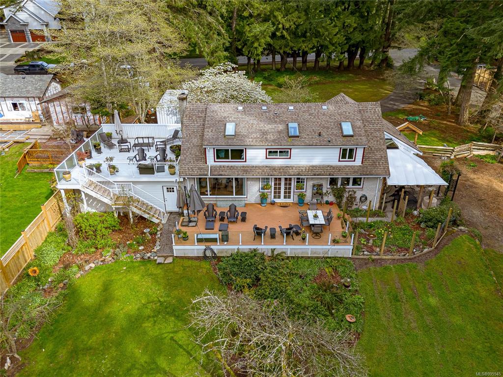 Fourth View of 5182 Santa Clara Ave, Saanich, BC, V8Y 1W4