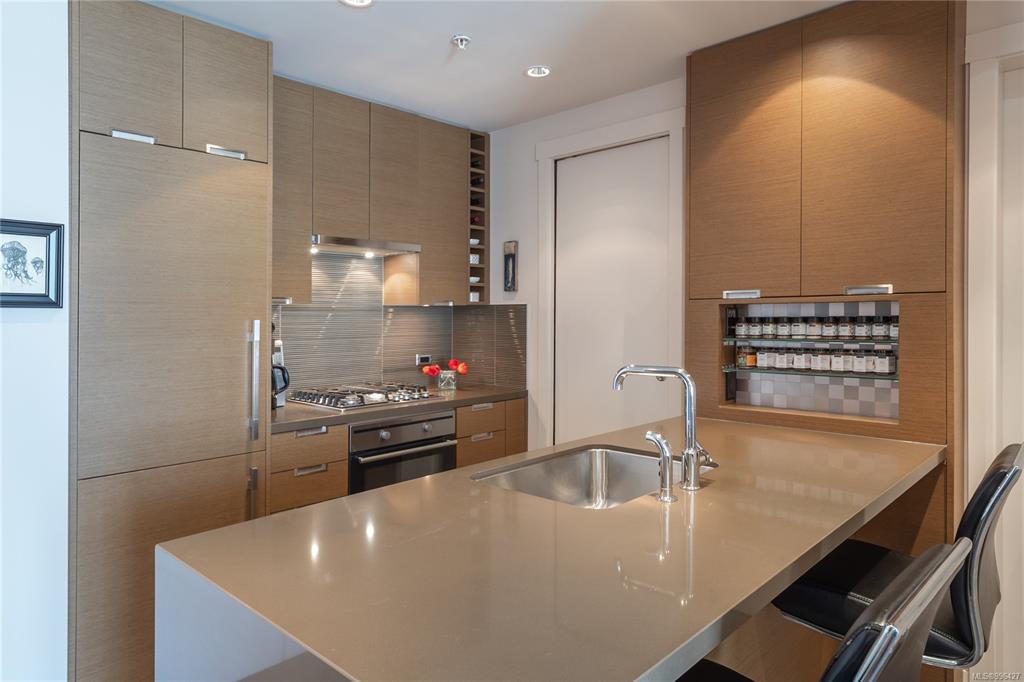 Fifth View of 83 Saghalie Rd, Promontory Bayview, Victoria, BC, V9A 0E7