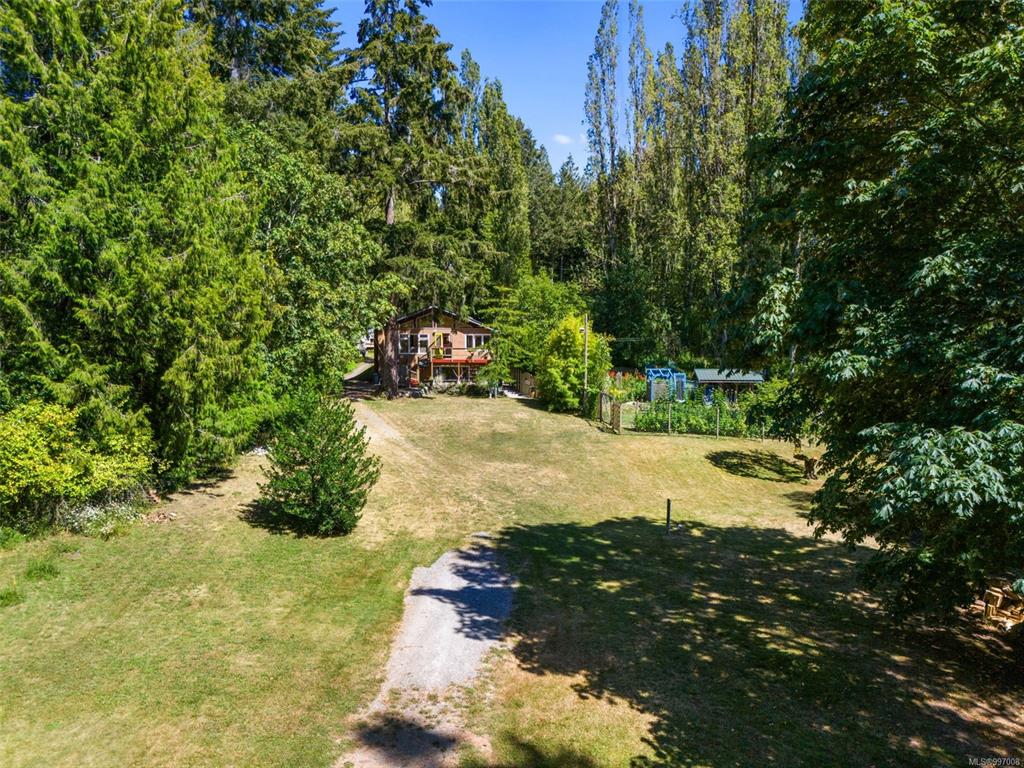 5932 West Saanich Rd, 997008, BC,
