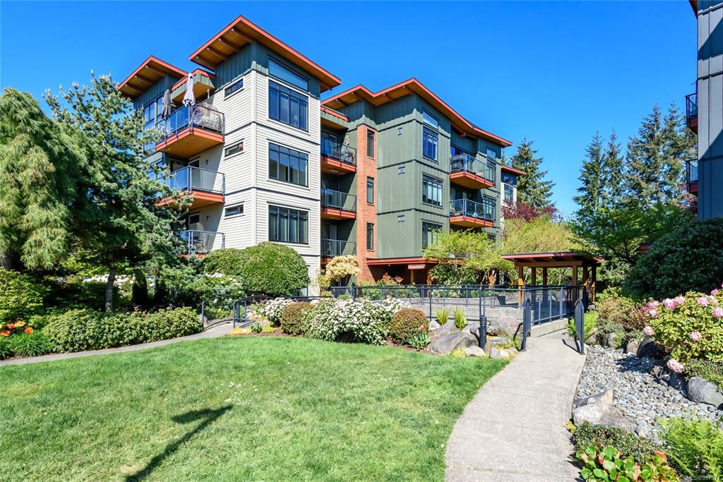 2300 Mansfield Dr, 997571, BC,