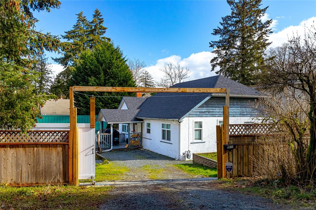 Second View of 1094 Nagle St, Duncan, BC, V9L 2E5