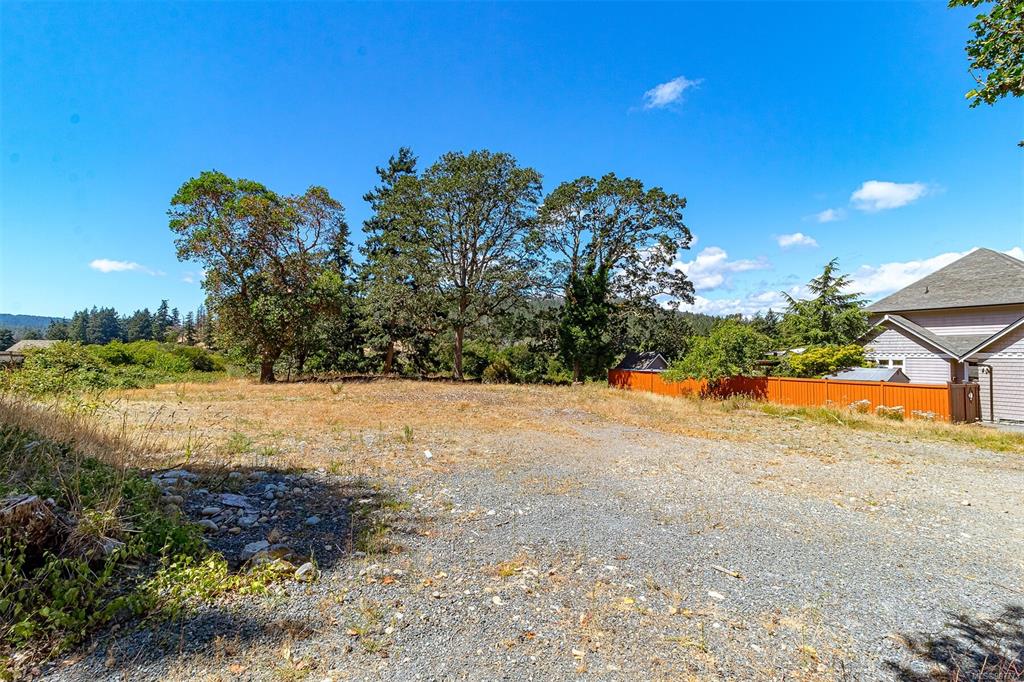 Fifth View of 3160 Glen Lake Rd, Langford, BC, V9B 4B6