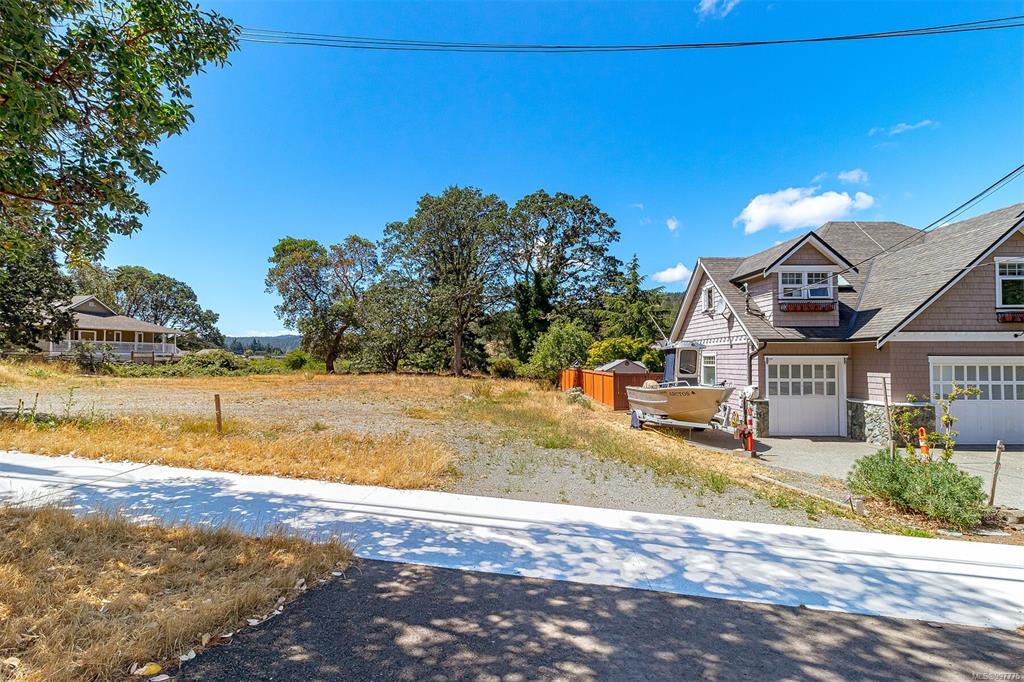 3158 Glen Lake Rd, 997775, BC,