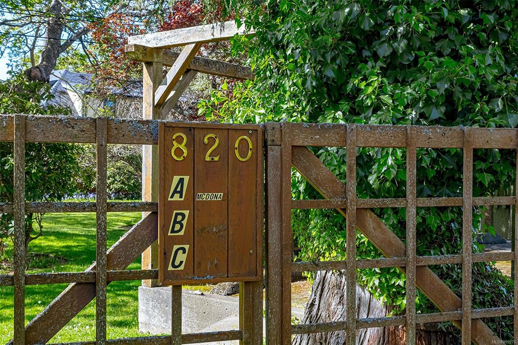 Third View of 820 Pemberton Rd, Victoria, BC, V8S 3R4