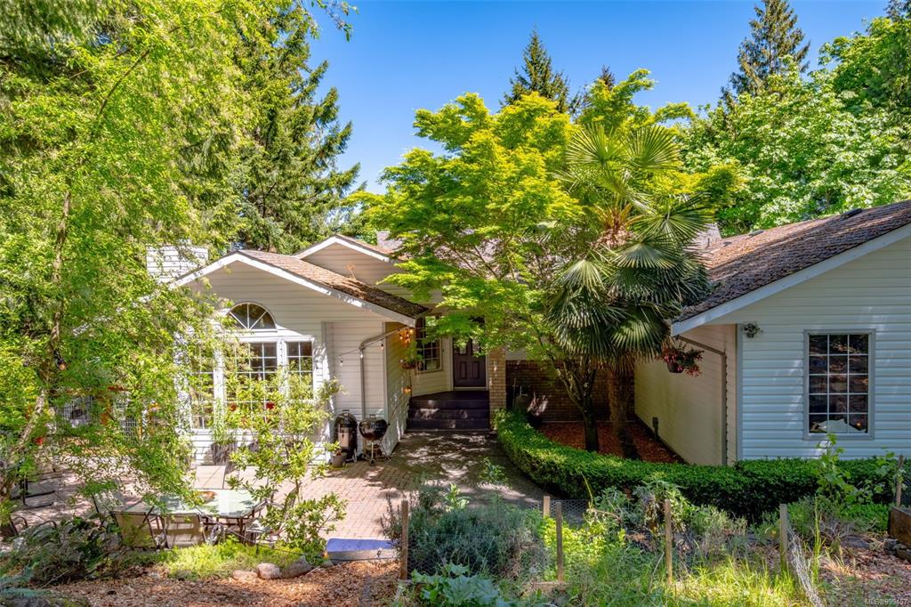 7220 Royal Dr, 999457, BC,