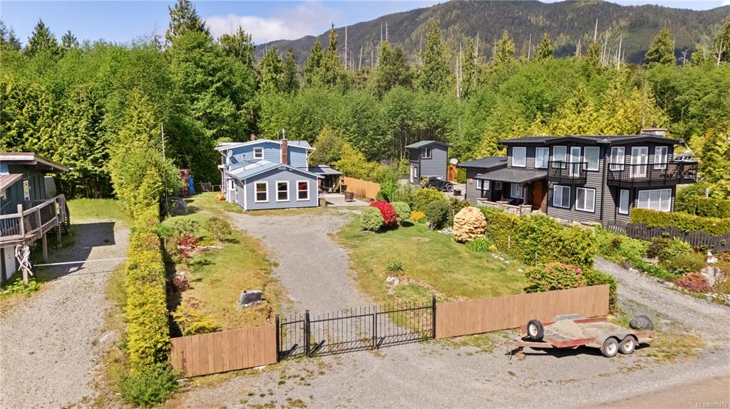 Third View of 1065 Seventh Ave, Ucluelet, BC, V0R 3A0