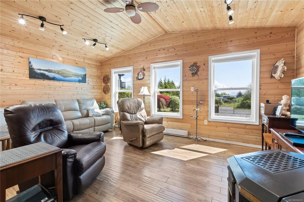 Fifth View of 1065 Seventh Ave, Ucluelet, BC, V0R 3A0