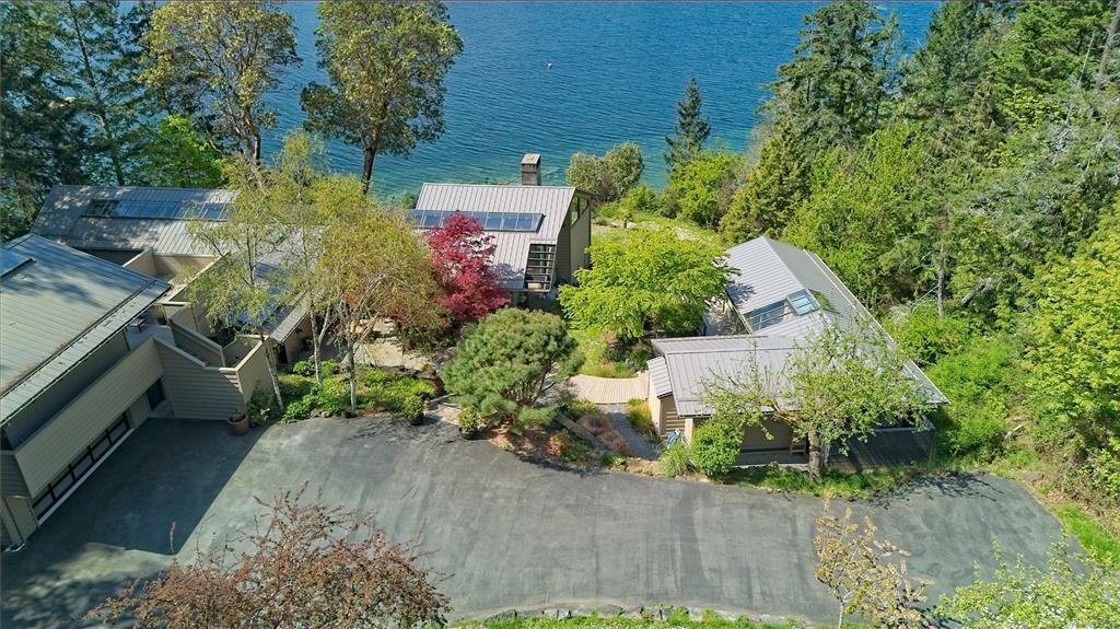 1100 Sunset Dr, 999526, BC,