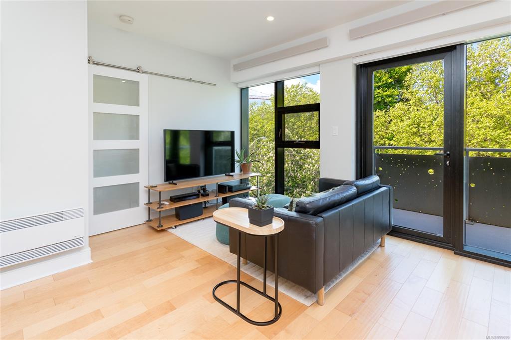 Fifth View of 1105 Pandora Ave, Victoria, BC, V8V 3P9
