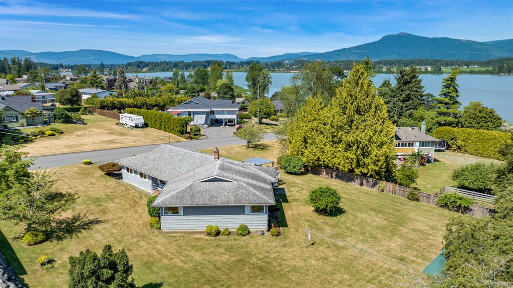 6327 Lansdowne Pl, 999741, BC,
