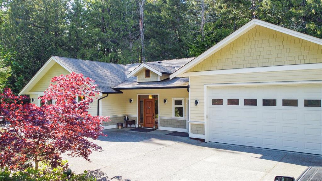 2654 Cameron Taggart Rd, 999742, BC,