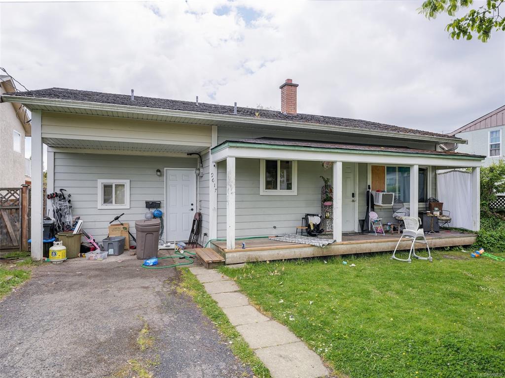 9617 Fourth St, 999835, BC,