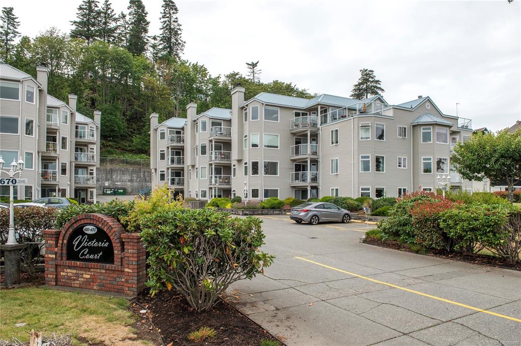 650 Island Hwy S, 999892, BC,