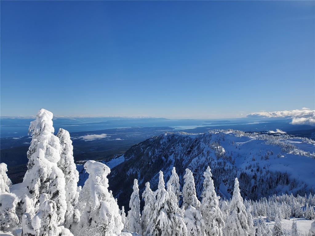 706 Glacier View Close, 1000281, BC,