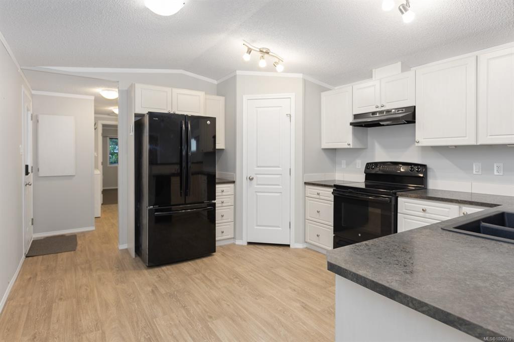 2785 Wallbank Rd, 1000339, BC,