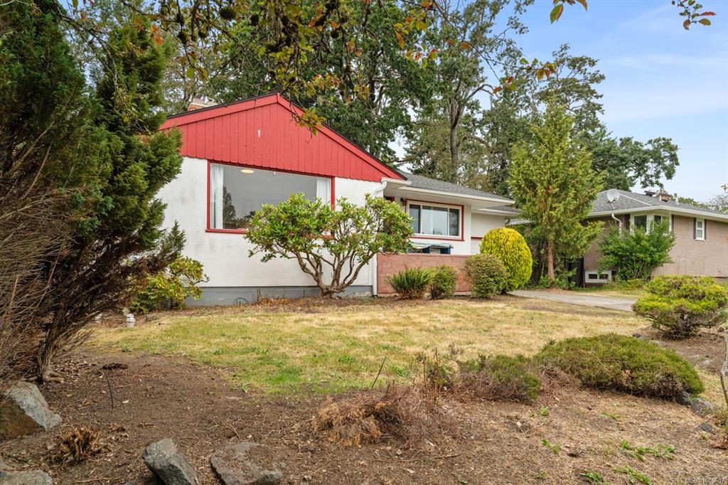 3352 Henderson Rd, 1000607, BC,