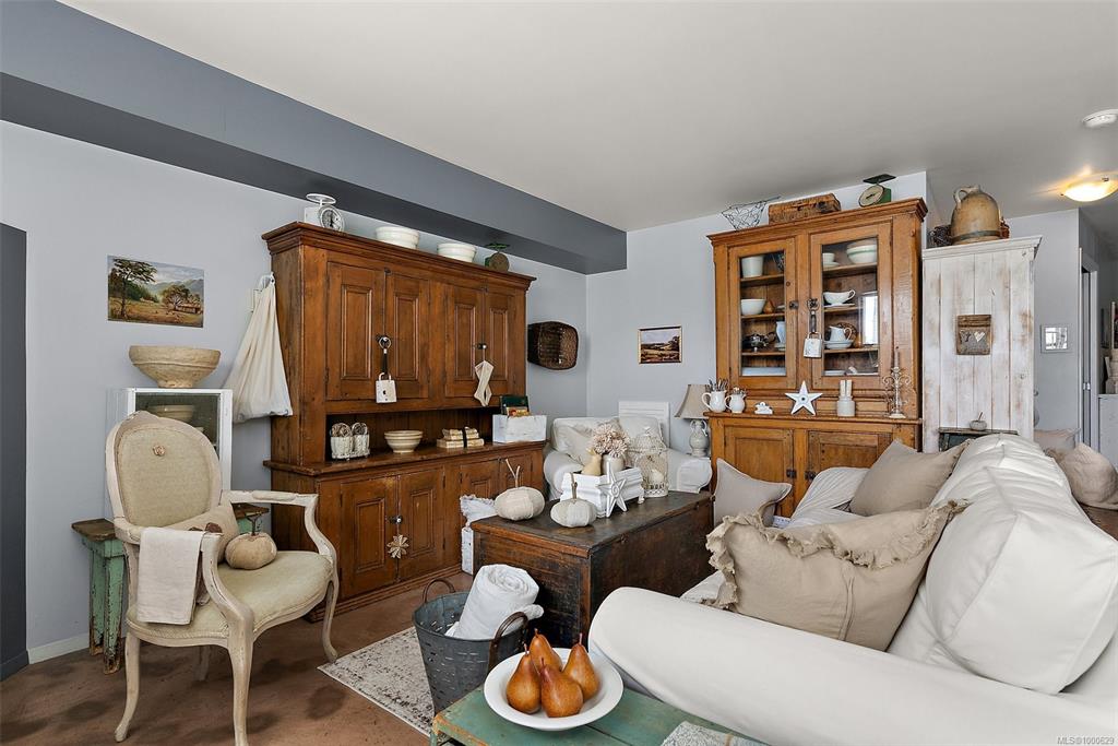 Fifth View of 932 Johnson St, Victoria, BC, V8V 3W3